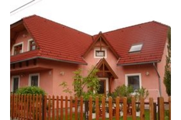 Hungary Privát Badacsonytomaj, Exterior
